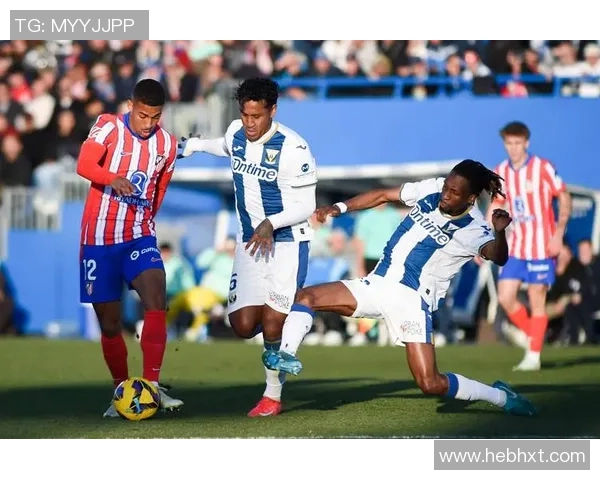 皇马与巴萨激战在即八月十四号巅峰对决引发球迷热议