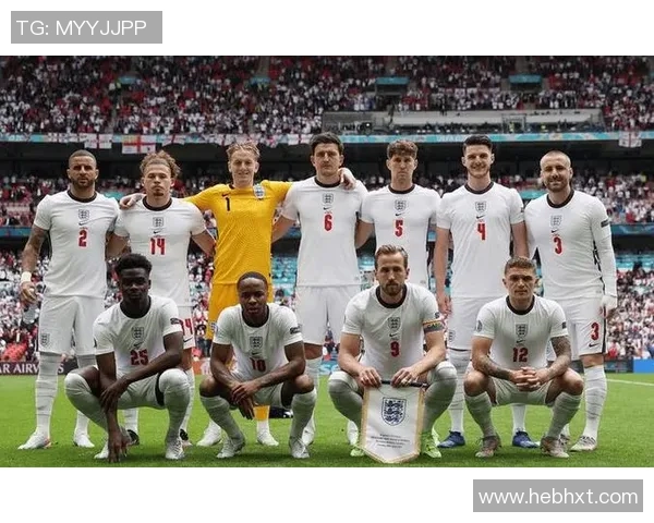 2008年欧洲杯小组赛法国与意大利的经典对决回顾与分析