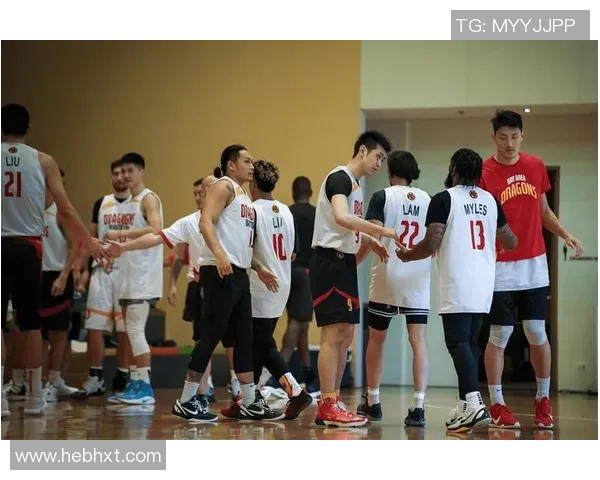 热身赛对决：我们球队迎战福岛联于八月八日展开友谊较量