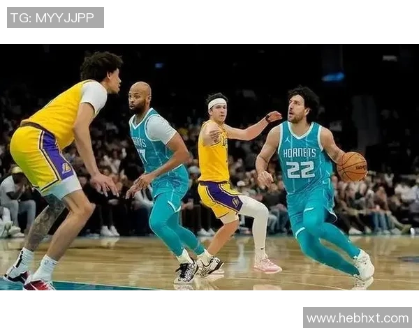 百度体育直播湖人对阵黄蜂精彩赛事回顾与分析12月赛季精彩瞬间尽在其中